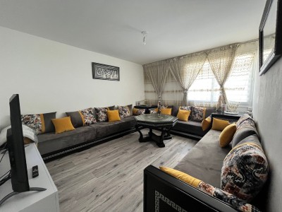 APPARTEMENT T4 A VENDRE - ST ETIENNE BELLEVUE - 82 m2 - 75000€