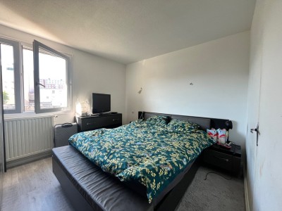 APPARTEMENT T4 A VENDRE - ST ETIENNE BELLEVUE - 82 m2 - 75000€