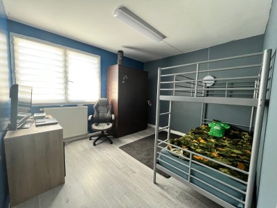 APPARTEMENT T4 A VENDRE - ST ETIENNE BELLEVUE - 82 m2 - 75000€