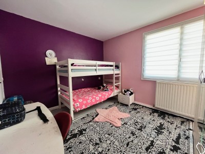APPARTEMENT T4 A VENDRE - ST ETIENNE BELLEVUE - 82 m2 - 75000€