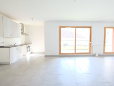APPARTEMENT T4 A VENDRE - ST ETIENNE BELLEVUE - 81.28 m2 - 154000€