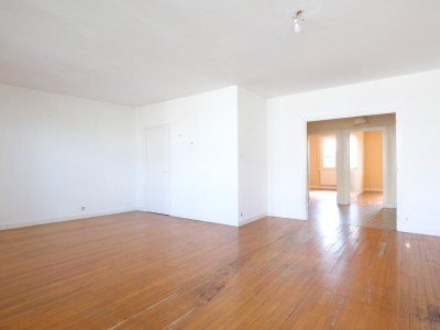 APPARTEMENT T4 A VENDRE - ST ETIENNE BELLEVUE - 91.5 m2 - 94000€