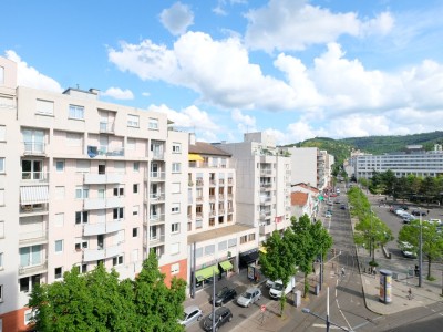APPARTEMENT T4 A VENDRE - ST ETIENNE BELLEVUE - 91.5 m2 - 94000€