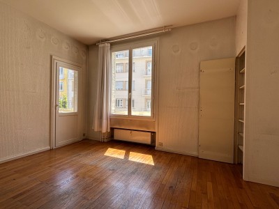 APPARTEMENT T4 A VENDRE - ST ETIENNE BERGSON - 102.23 m2 - 129 000 €
