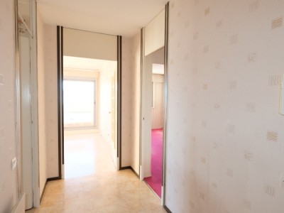 APPARTEMENT T4 A VENDRE - ST ETIENNE BERGSON - 83.32 m2 - 99 000 €