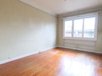 APPARTEMENT T4 A VENDRE - ST ETIENNE CARNOT - 92.42 m2 - 69000€