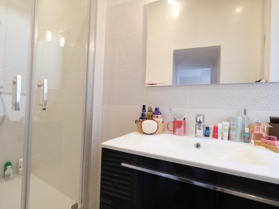 APPARTEMENT T4 - ST ETIENNE CENTRE VILLE - 104.79 m2 - VENDU