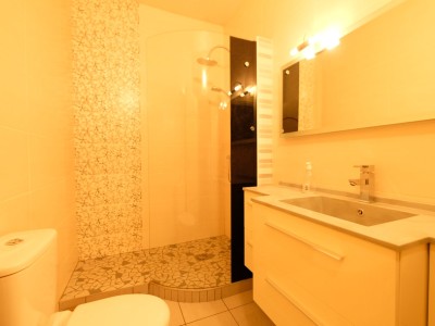 APPARTEMENT T4 A VENDRE - ST ETIENNE CENTRE VILLE - 96.01 m2 - 119000€