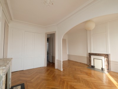 APPARTEMENT T4 A VENDRE - ST ETIENNE CENTRE VILLE - 114.35 m2 - 149000 €