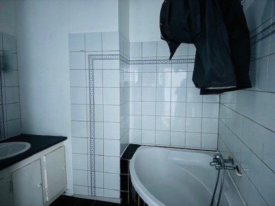 APPARTEMENT T4 - ST ETIENNE CENTRE VILLE - 106.09 m2 - VENDU