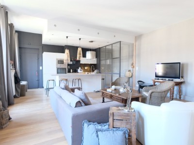 APPARTEMENT T4 A VENDRE - ST ETIENNE CENTRE VILLE - 93.1 m2 - 169000€