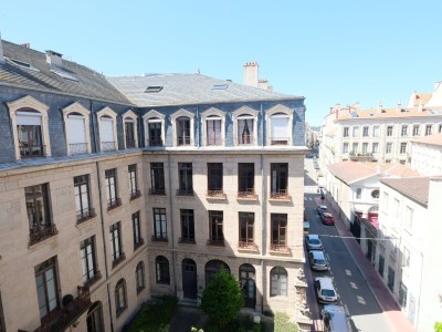 APPARTEMENT T4 A VENDRE - ST ETIENNE CENTRE VILLE - 93.1 m2 - 169000€