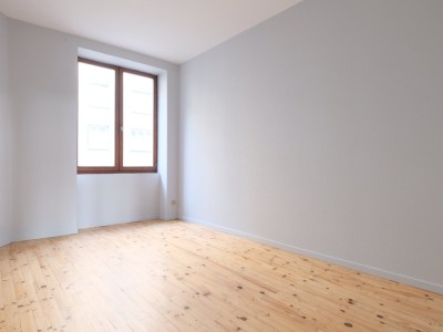 APPARTEMENT T4 A VENDRE - ST ETIENNE CENTRE VILLE - 98 m2 - 139�000�&euro;