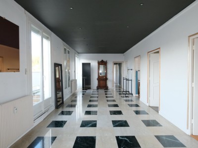 APPARTEMENT T4 A VENDRE - ST ETIENNE CENTRE VILLE - 154.85 m2 - 139 000 €