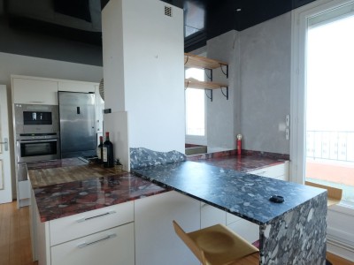 APPARTEMENT T4 A VENDRE - ST ETIENNE CENTRE VILLE - 154.85 m2 - 139 000 €