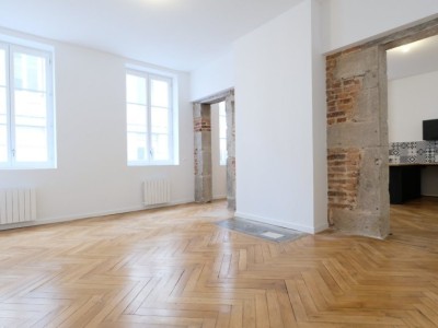 APPARTEMENT T4 A VENDRE - ST ETIENNE CENTRE VILLE - 100.64 m2 - 189�900�&euro;