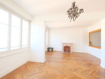 APPARTEMENT T4 - ST ETIENNE FACULTE / CENTRE DEUX - 92 m2 - VENDU