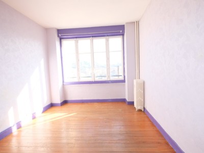 APPARTEMENT T4 - ST ETIENNE FACULTE / CENTRE DEUX - 92 m2 - VENDU