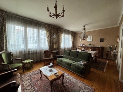 APPARTEMENT T4 A VENDRE - ST ETIENNE FACULTE / CENTRE DEUX - 87.17 m2 - 79000€