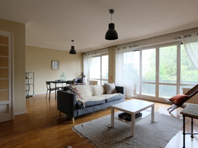 APPARTEMENT T4 A VENDRE - ST ETIENNE FACULTE / CENTRE DEUX - 100 m2 - 125000€