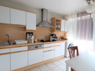 APPARTEMENT T4 A VENDRE - ST ETIENNE FACULTE / CENTRE DEUX - 98.11 m2 - 120000€