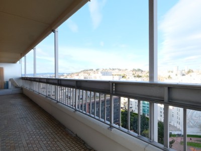APPARTEMENT T4 A VENDRE - ST ETIENNE FACULTE / CENTRE DEUX - 91 m2 - 115 000 €