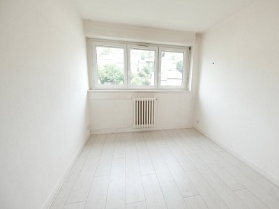 APPARTEMENT T4 - ST ETIENNE FAURIEL - 67.96 m2 - VENDU