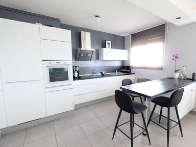 APPARTEMENT T4 - ST ETIENNE FAURIEL - 71.53 m2 - VENDU