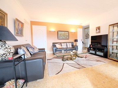 APPARTEMENT T4 A VENDRE - ST ETIENNE FAURIEL - 91,22 m2 - 187000 €