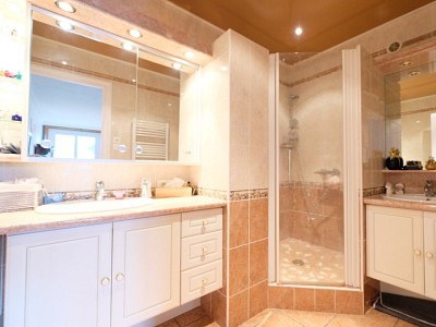 APPARTEMENT T4 A VENDRE - ST ETIENNE FAURIEL - 91,22 m2 - 187000 €