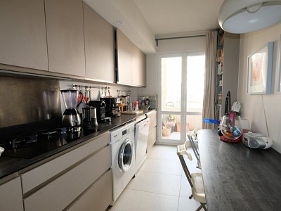 APPARTEMENT T4 - ST ETIENNE FAURIEL - 141.24 m2 - VENDU