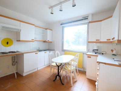 APPARTEMENT T4 A VENDRE - ST ETIENNE FAURIEL - 81,81 m2 - 96000 €