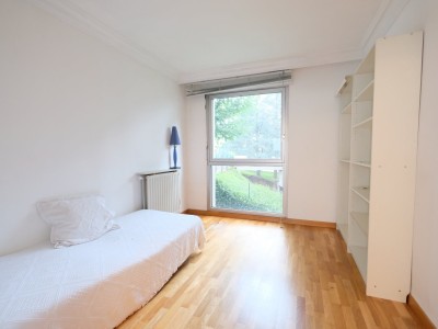 APPARTEMENT T4 A VENDRE - ST ETIENNE FAURIEL - 81,81 m2 - 96000 €