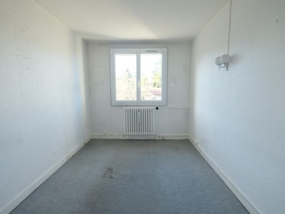 APPARTEMENT T4 - ST ETIENNE FAURIEL - 65.74 m2 - VENDU