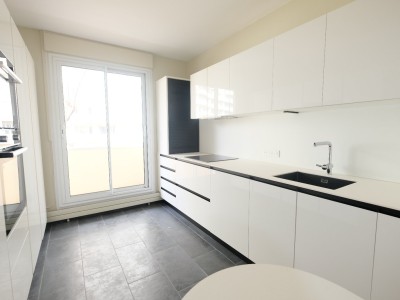 APPARTEMENT T4 - ST ETIENNE FAURIEL - 100.33 m2 - VENDU