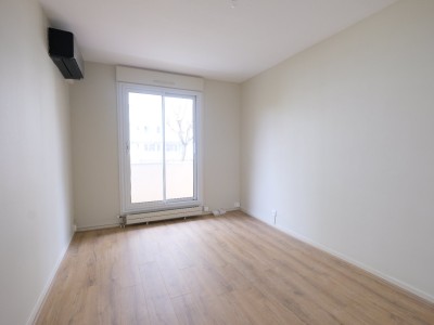 APPARTEMENT T4 - ST ETIENNE FAURIEL - 100.33 m2 - VENDU