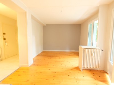 APPARTEMENT T4 A VENDRE - ST ETIENNE FAURIEL - 69.27 m2 - 92000€