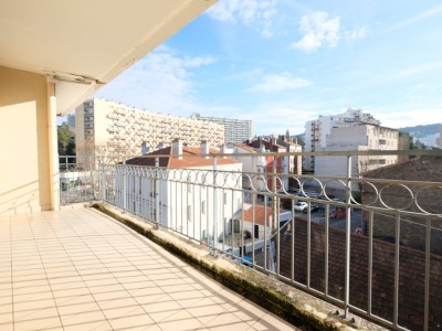 APPARTEMENT T4 A VENDRE - ST ETIENNE FAURIEL - 92.92 m2 - 179000€