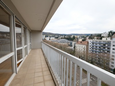 APPARTEMENT T4 A VENDRE - ST ETIENNE FAURIEL - 89 m2 - 127000€