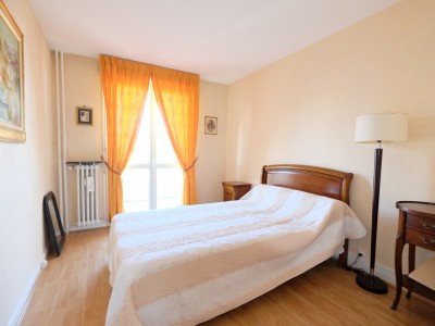 APPARTEMENT T4 A VENDRE - ST ETIENNE FAURIEL - 66.57 m2 - 90000€
