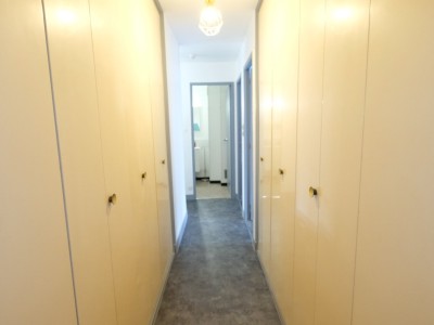 APPARTEMENT T4 A VENDRE - ST ETIENNE FAURIEL - 94.81 m2 - 119000€