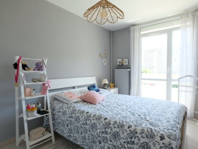 APPARTEMENT T4 A VENDRE - ST ETIENNE FAURIEL - 88.77 m2 - 145000€