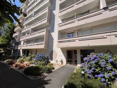 APPARTEMENT T4 A VENDRE - ST ETIENNE FAURIEL - 88.77 m2 - 145000€