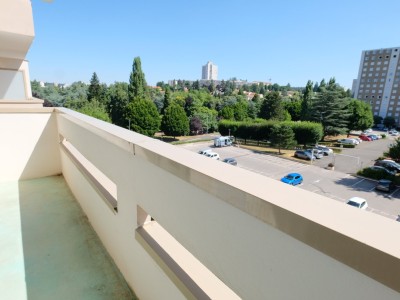 APPARTEMENT T4 A VENDRE - ST ETIENNE FAURIEL - 88.77 m2 - 145000€