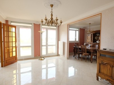 APPARTEMENT T4 A VENDRE - ST ETIENNE FAURIEL - 74.33 m2 - 109 000 €