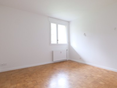 APPARTEMENT T4 A VENDRE - ST ETIENNE FAURIEL - 92.67 m2 - 155�000�&euro;