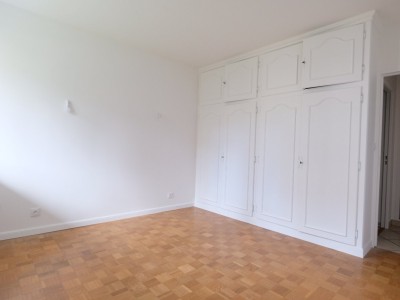 APPARTEMENT T4 A VENDRE - ST ETIENNE FAURIEL - 92.67 m2 - 155�000�&euro;