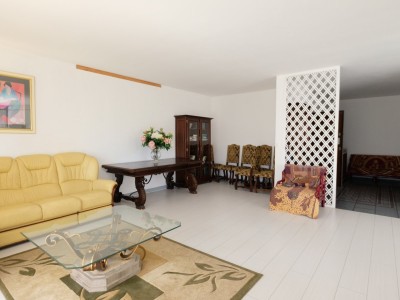 APPARTEMENT T4 A VENDRE - ST ETIENNE FAURIEL - 110.29 m2 - 119 000 €