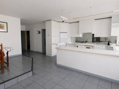 APPARTEMENT T4 A VENDRE - ST ETIENNE FAURIEL - 110.29 m2 - 119 000 €
