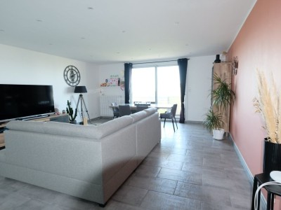 APPARTEMENT T4 A VENDRE - ST ETIENNE FAURIEL - 90.23 m2 - 175 000 €